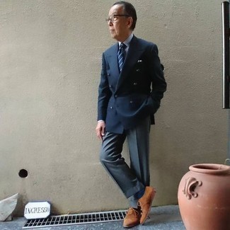 Tobacco Suede Derby Shoes Outfits: Hard proof that a navy double breasted blazer and charcoal dress pants look amazing when worn together in a polished look for a modern dandy. Inject a carefree feel into this look by finishing with tobacco suede derby shoes.