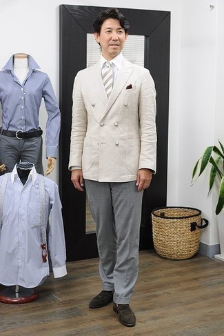 Beige Double Breasted Blazer Outfits For Men: A beige double breasted blazer and grey dress pants are among the foundations of a functional wardrobe. Rounding off with dark brown suede loafers is a fail-safe way to infuse a more relaxed aesthetic into your look.