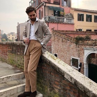 Beige Double Breasted Blazer Outfits For Men: For manly elegance with a modern spin, consider teaming a beige double breasted blazer with khaki dress pants. And if you want to immediately tone down this look with one item, introduce a pair of dark brown suede loafers to your look.