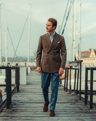 Tobacco Socks Outfits For Men: For a casually dapper getup, marry a dark brown double breasted blazer with tobacco socks — these items play nicely together. If you wish to effortlessly dress up your ensemble with footwear, complement this ensemble with dark brown suede tassel loafers.
