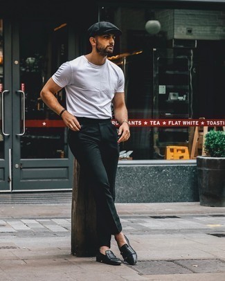 Black Flat Cap Outfits For Men: 