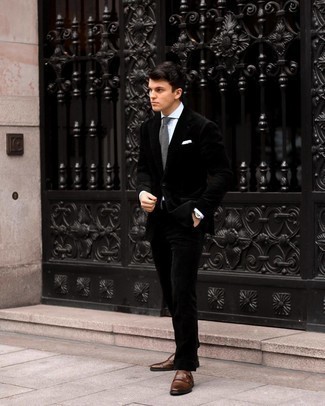 Grey Knit Tie Outfits For Men In Their 30s: 