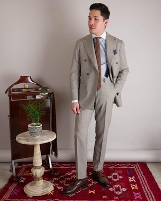 Blue Print Pocket Square Outfits: 