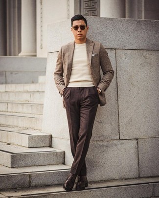 Tobacco Wool Blazer Outfits For Men: 