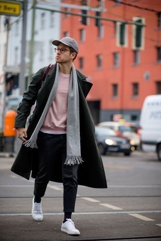 Pink Crew-neck Sweater Outfits For Men: 