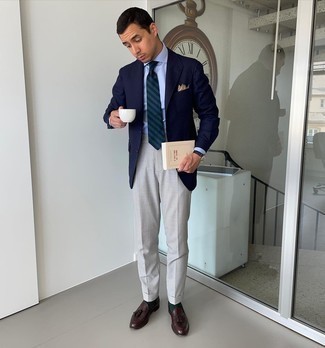 Tan Pocket Square Outfits: 