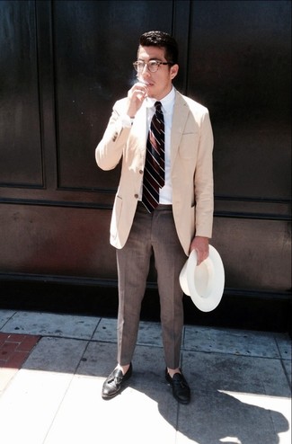 White Hat Outfits For Men: 