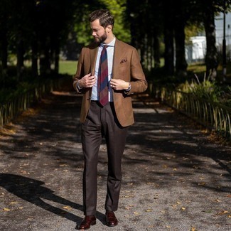 Dark Brown Socks Outfits For Men: 