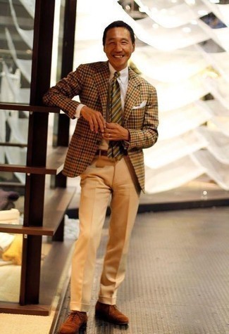Olive Horizontal Striped Tie Outfits For Men: 