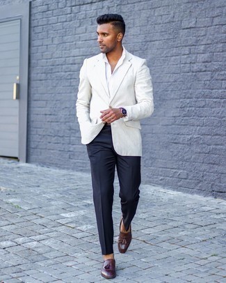 White Dress Shirt with Grey Blazer Summer Outfits For Men: 