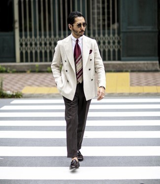 Burgundy Horizontal Striped Tie Outfits For Men: 