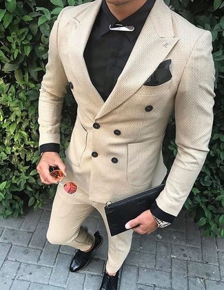Tan Double Breasted Blazer Outfits For Men: 