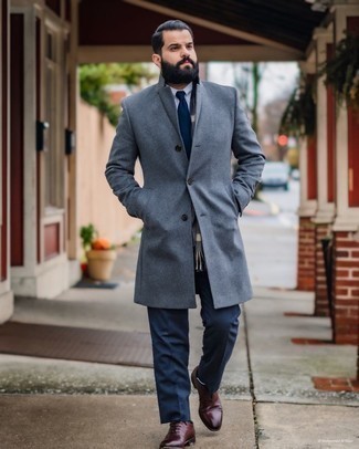 Navy Tie Cold Weather Outfits For Men: 