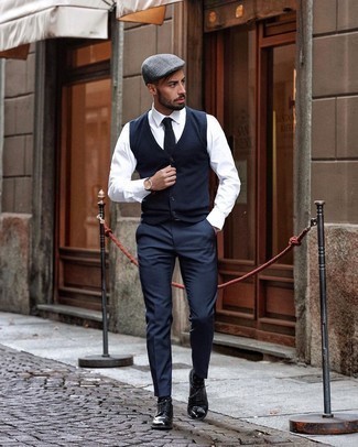 Navy Wool Waistcoat Outfits: 