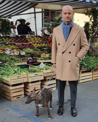 Overcoat with Desert Boots Outfits: 