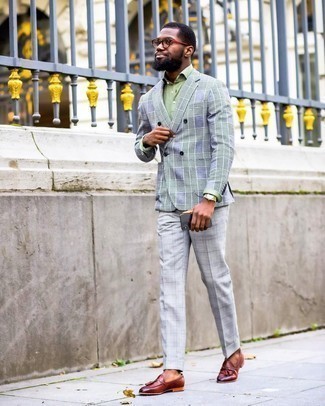 Grey Plaid Double Breasted Blazer with Grey Dress Pants Outfits For Men: 