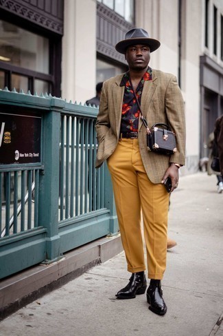 Mustard Dress Pants Outfits For Men: 