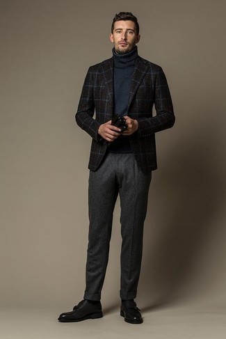Dark Brown Check Wool Blazer Outfits For Men: 