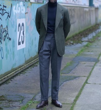 Dark Green Blazer Outfits For Men: 