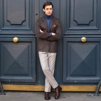 Dark Brown Knit Blazer Outfits For Men: 