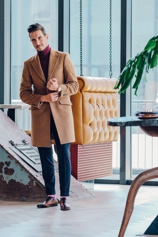 Burgundy Wool Turtleneck Outfits For Men: 
