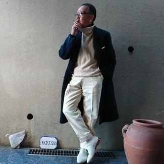 Beige Turtleneck Outfits For Men After 60: 