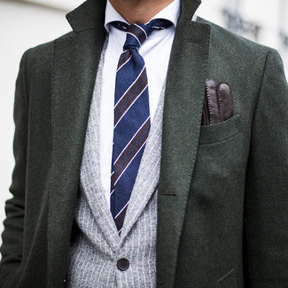 Grey Vertical Striped Blazer Outfits For Men: 