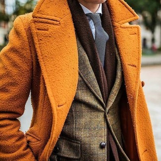 Orange Overcoat Outfits: 