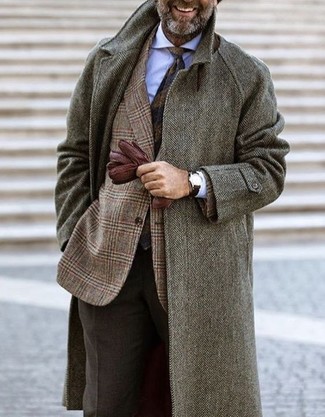 Charcoal Herringbone Overcoat Outfits: 