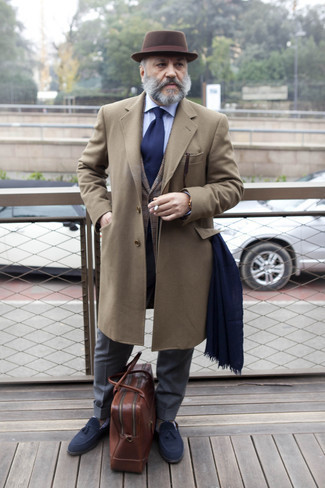 Tan Plaid Socks Outfits For Men: 