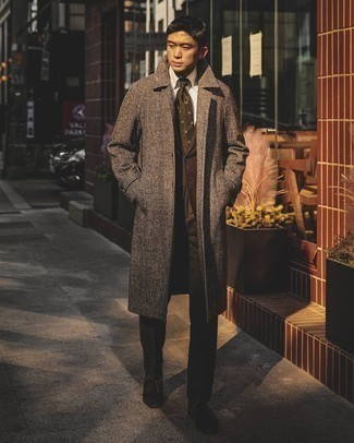 Brown Herringbone Overcoat Outfits: 