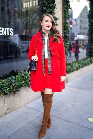Red Mini Skirt Outfits: 