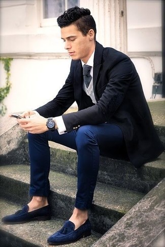 Charcoal Wool Tie Outfits For Men: 