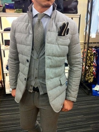 Grey Quilted Blazer Outfits For Men: 