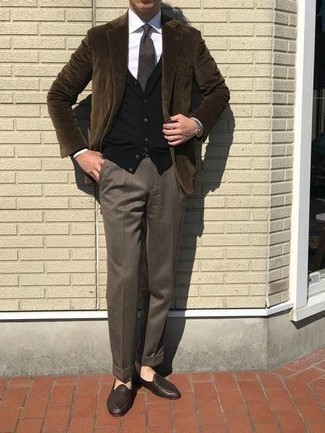 Dark Brown Corduroy Blazer Outfits For Men: 