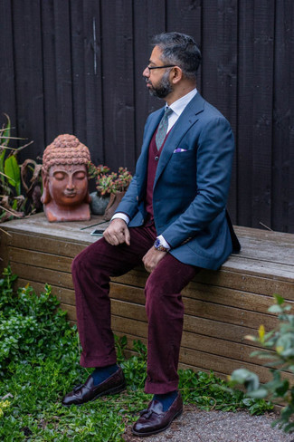 Burgundy Leather Tassel Loafers Outfits: 