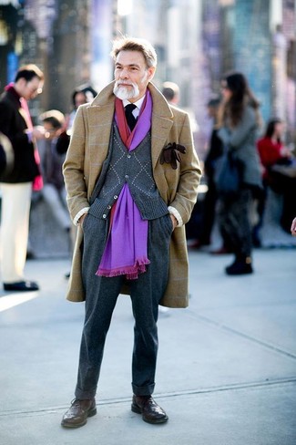 Purple Scarf Outfits For Men: 