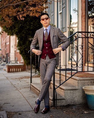 Burgundy Check Pocket Square Outfits: 
