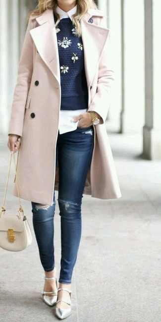 Pink Coat Outfits For Women: 