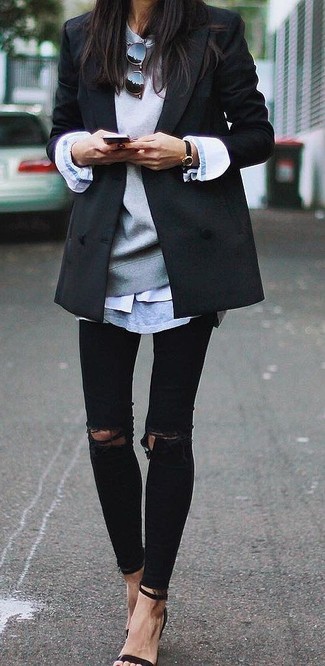 Black Ripped Skinny Jeans with White Dress Shirt Outfits: 