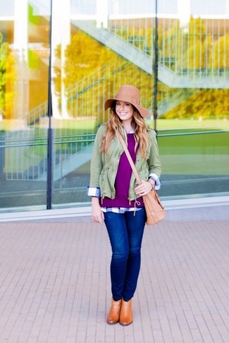 Brown Wool Hat Outfits For Women: 