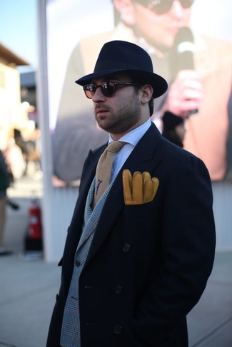 Mustard Leather Gloves Outfits For Men: 