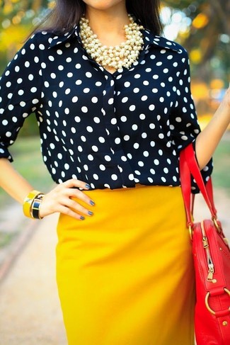 Chiffon Shirt Outfits For Women: This combination of a chiffon shirt and a mustard pencil skirt comes in useful when you need to look stunning but have no extra time to dress up.