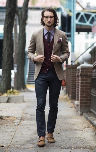 Red and Black Sweater Vest Outfits For Men: 
