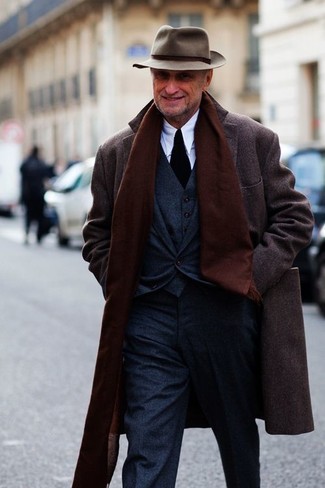 Brown Scarf Outfits For Men: 