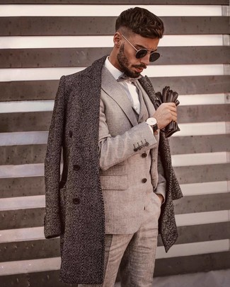 Grey Bow-tie Outfits For Men: 