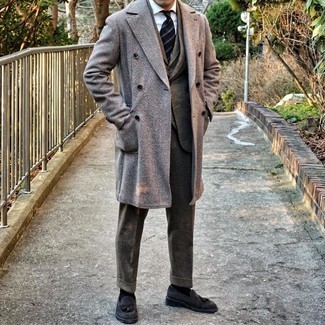 Dark Brown Herringbone Overcoat Outfits: 