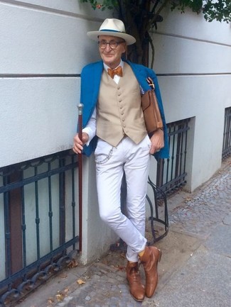 Beige Waistcoat with White Chinos Outfits: 