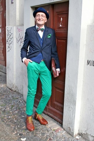 Green and Red Bow-tie Outfits For Men: 
