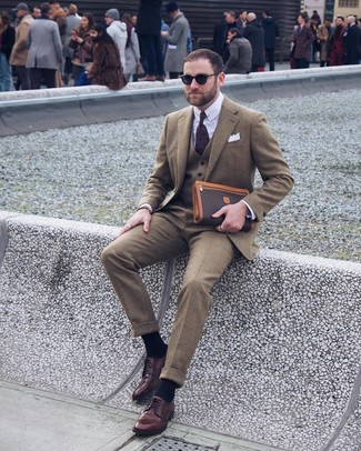 Olive Wool Dress Pants Outfits For Men: 